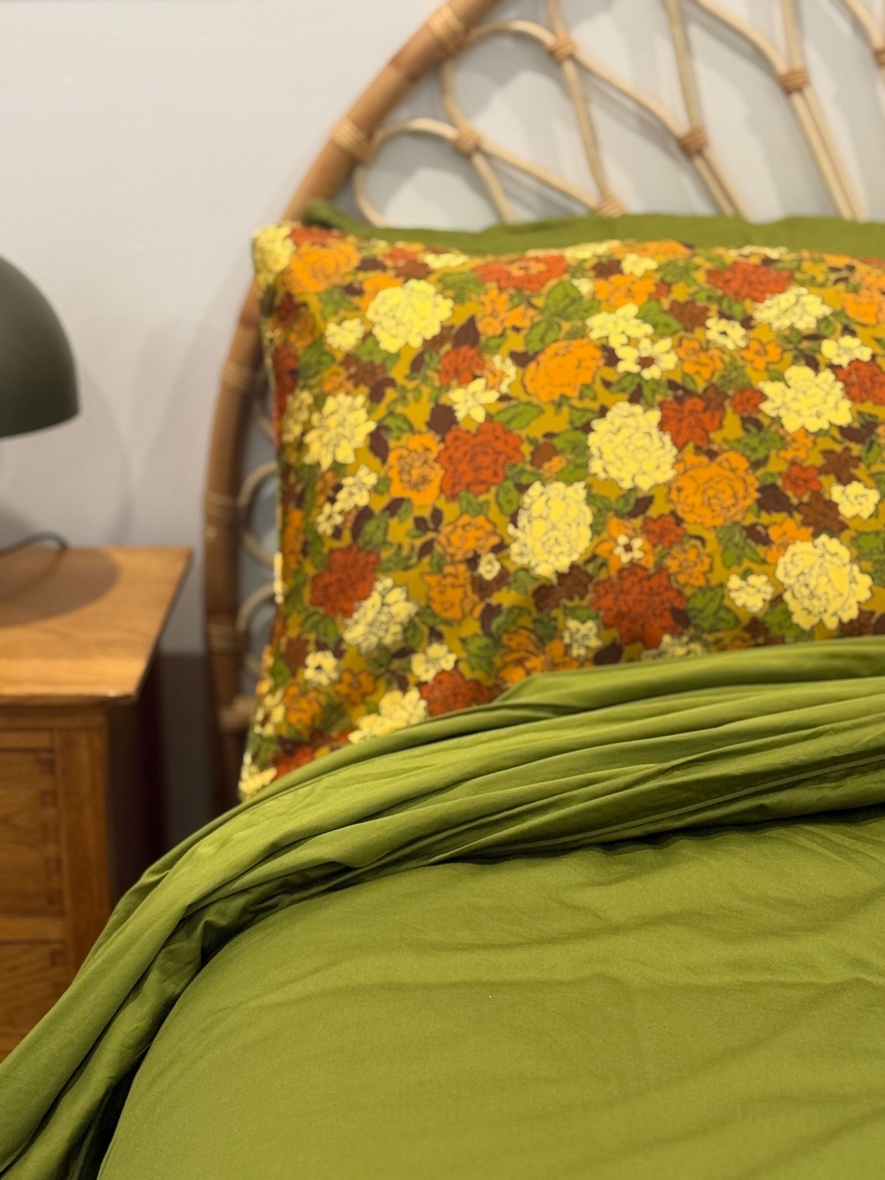 Betty's Carpet Pillowcase Set
