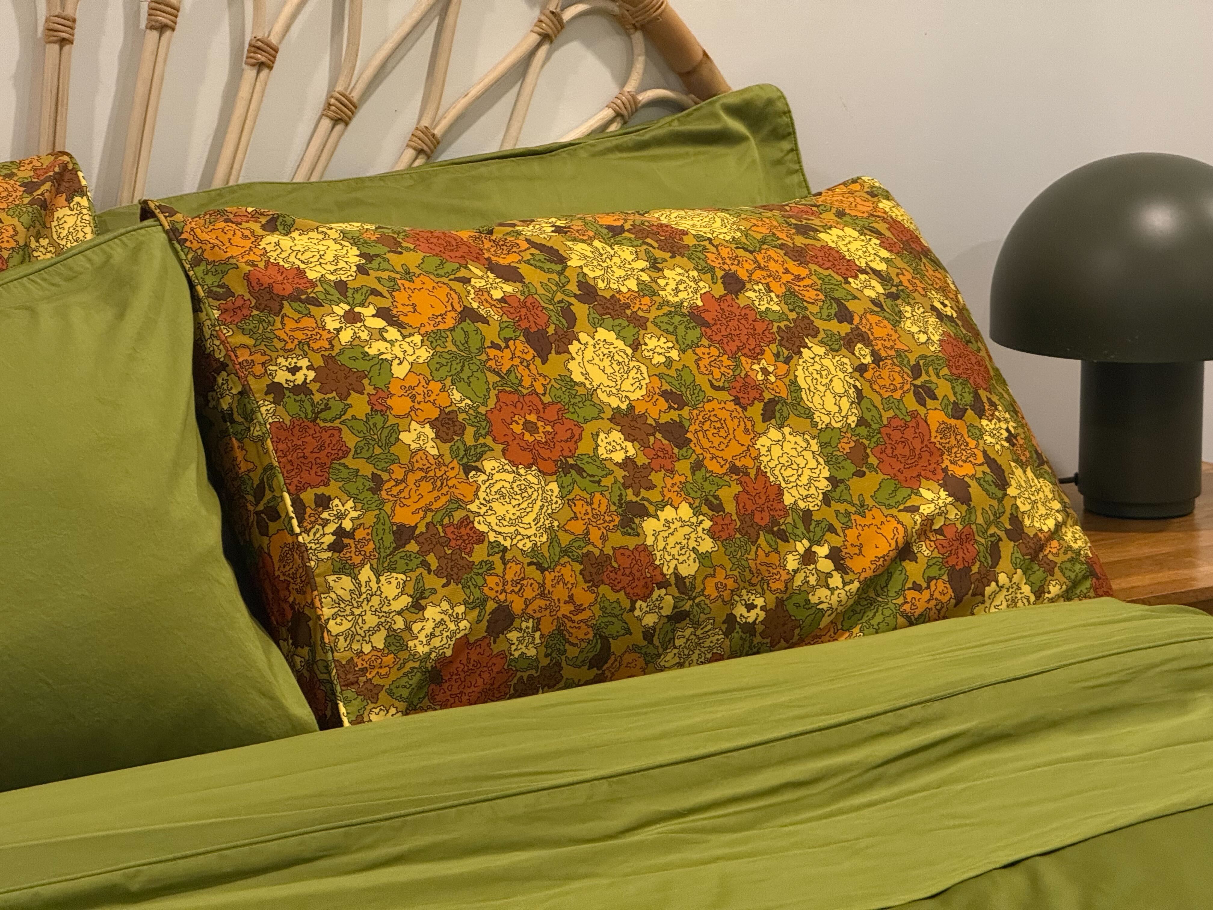 Betty's Carpet Pillowcase Set