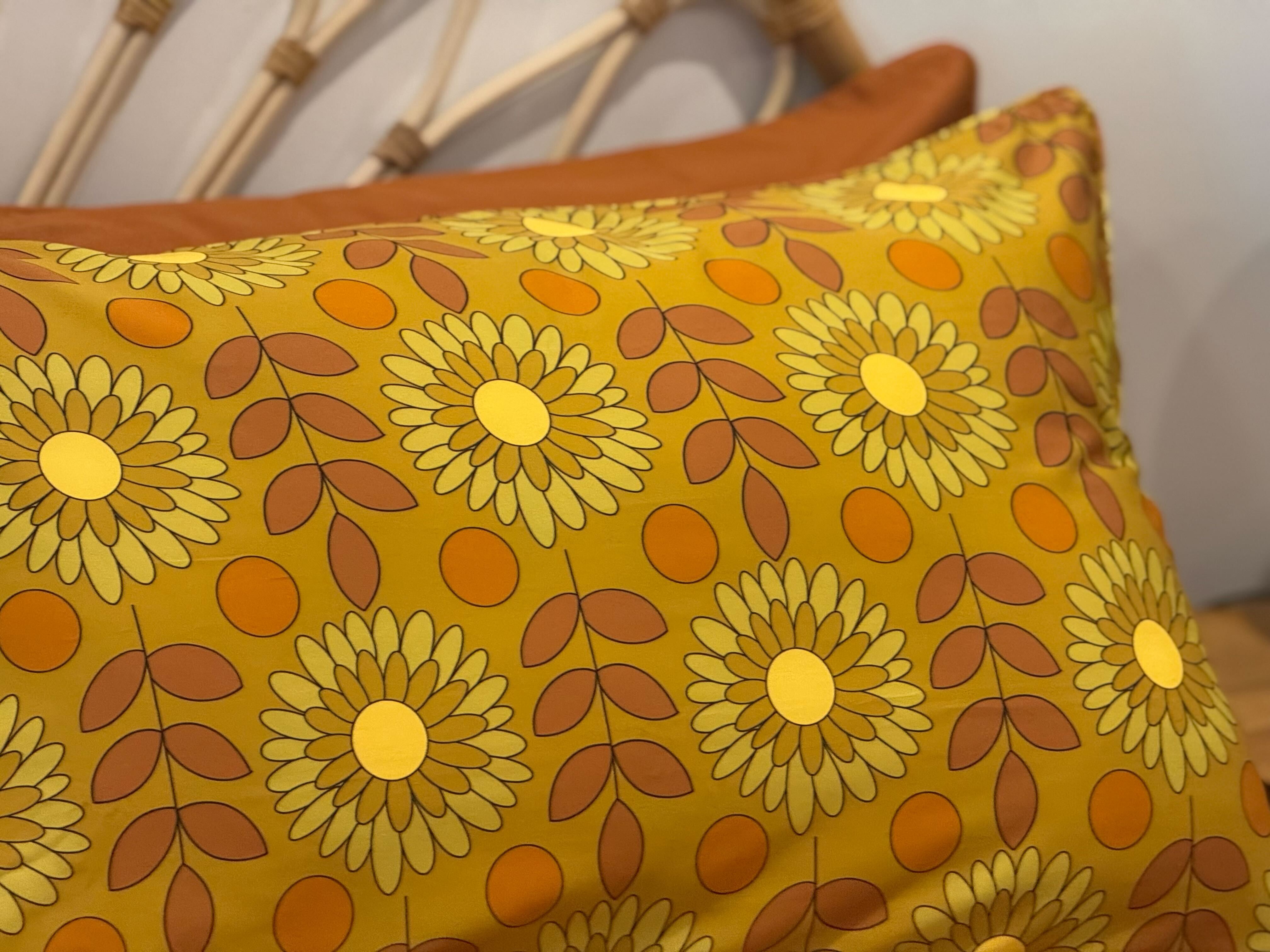 Lola Pillowcase Set