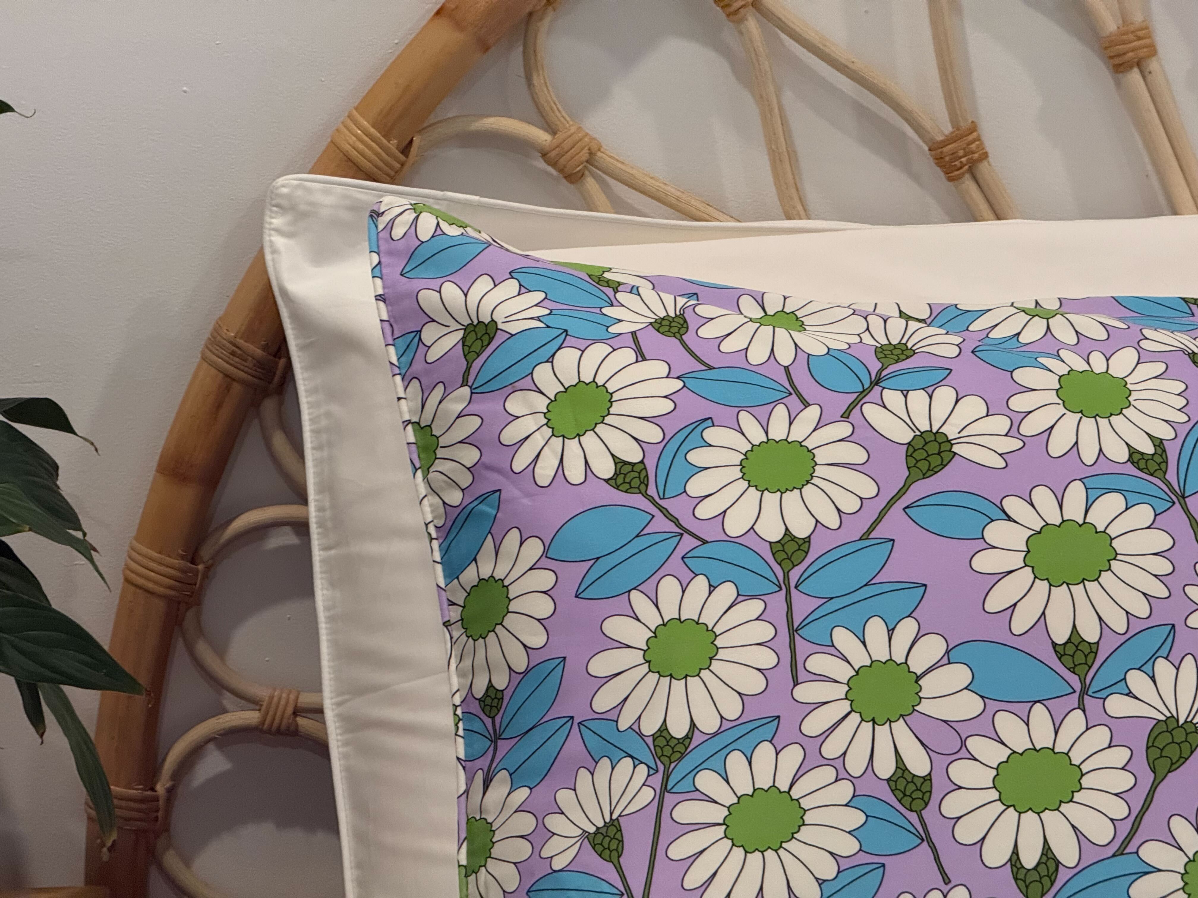 Lilac Daisy Pillowcase Set
